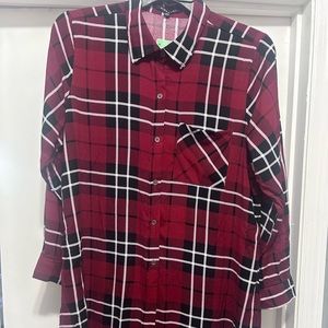 Red black plaid tunic top. 1 X